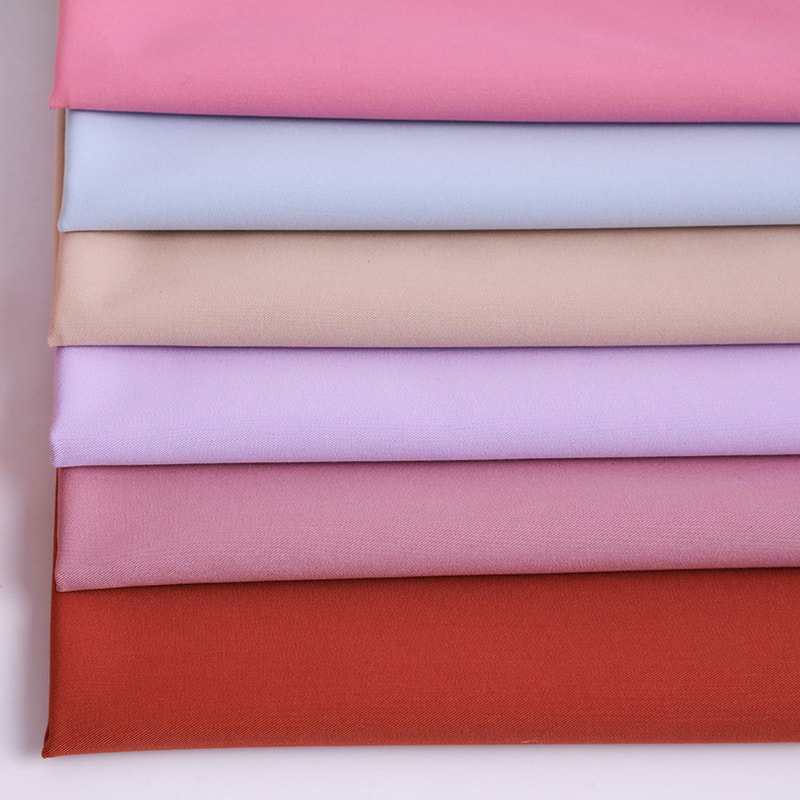FX50316 Mjuk handkänslan vanlig färgad polyester rayon 4 -vägs stretch twill tyg för skrubber och medicinska uniformer